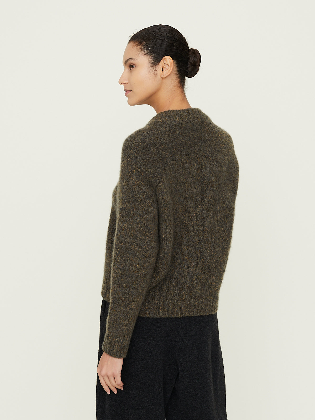 Meta Sweater in Military