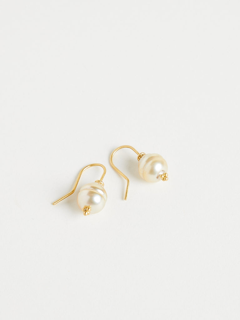 Prounis South Sea Pearl Baby Linea Earrings