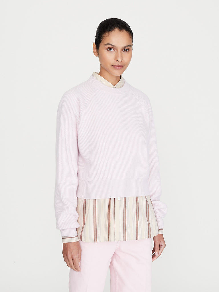 CristaSeya - Ribbed Cashmere Cropped Sweater in Light Pink