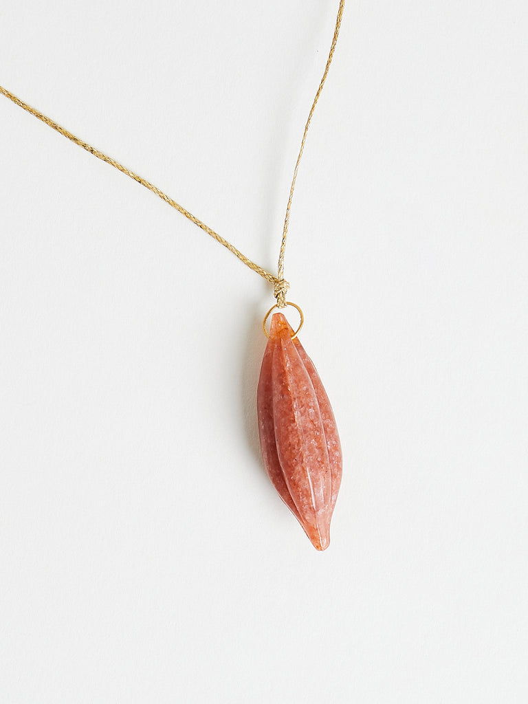 Pippa Small - Seed Pendant in 18k Yellow Gold with Agate on Cord