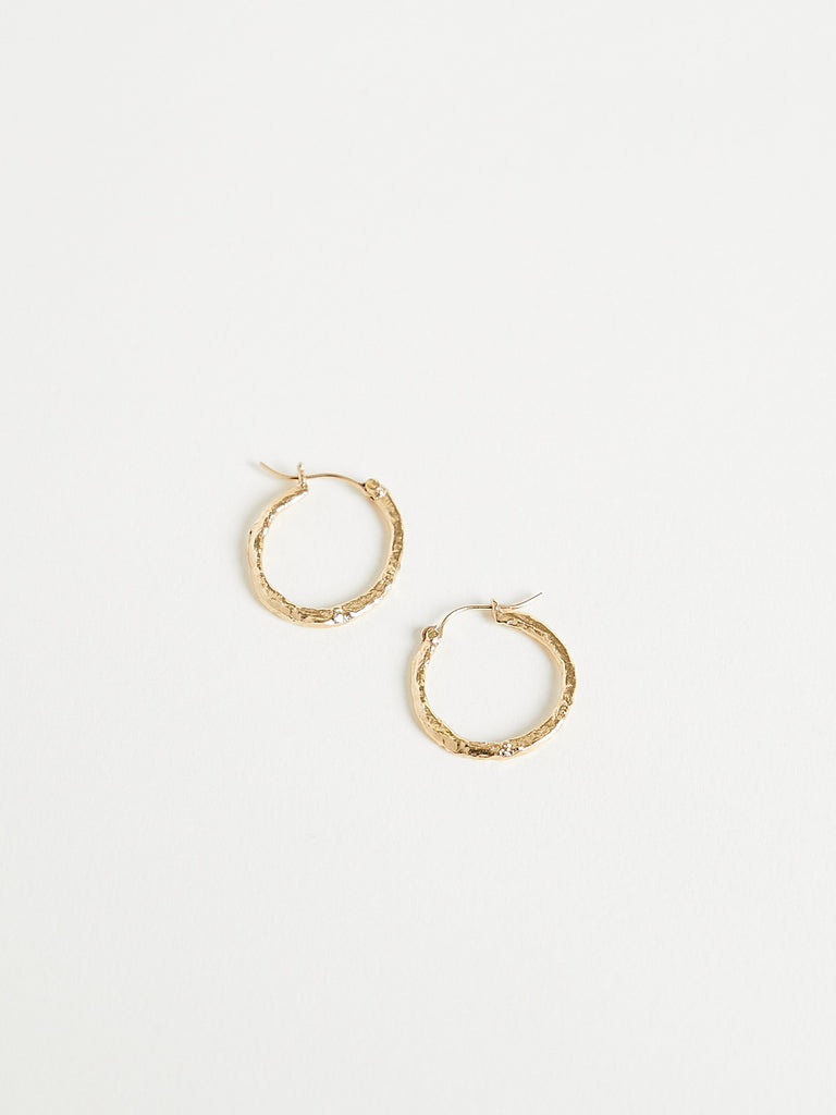 Alice Waese - 17mm Hoops in 14K Yellow Gold with No Diamonds