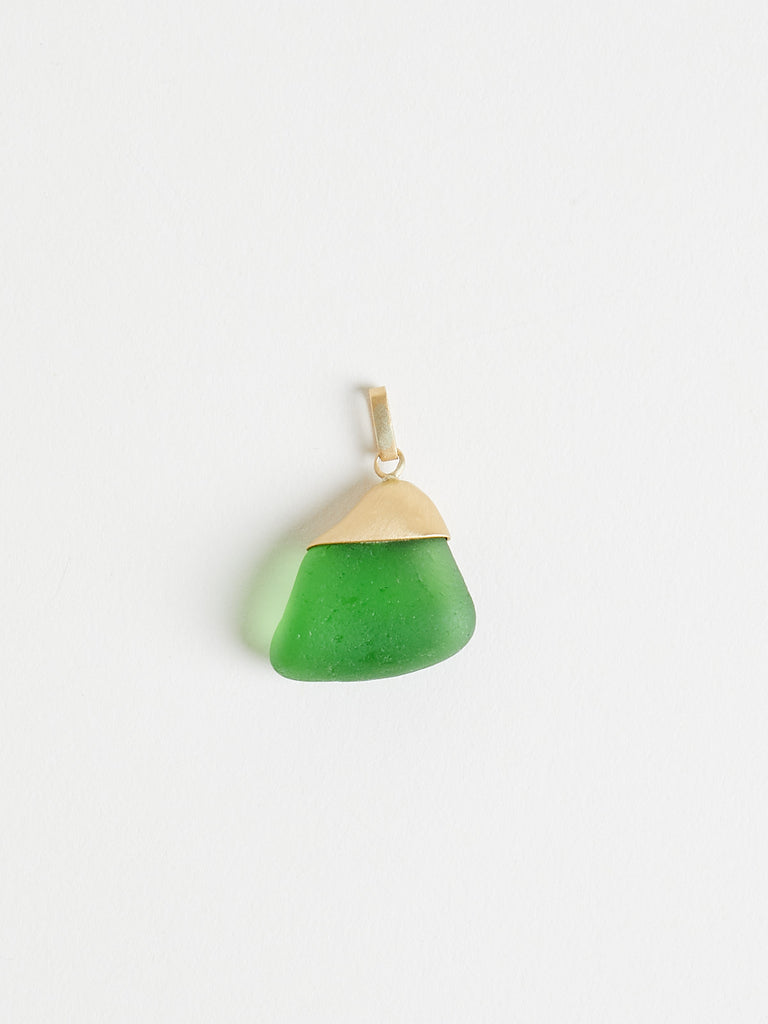 Nathalie Mathoulin Jewellery - Element MII’ 26/7 - Green Sea Glass Set with A Bespoke Cap In 18k Solid Gold