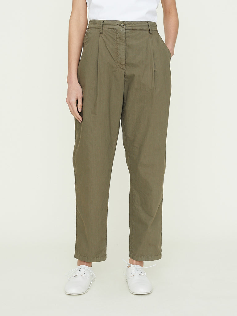 Aspesi Tapered Trousers With Front Pleats in Military