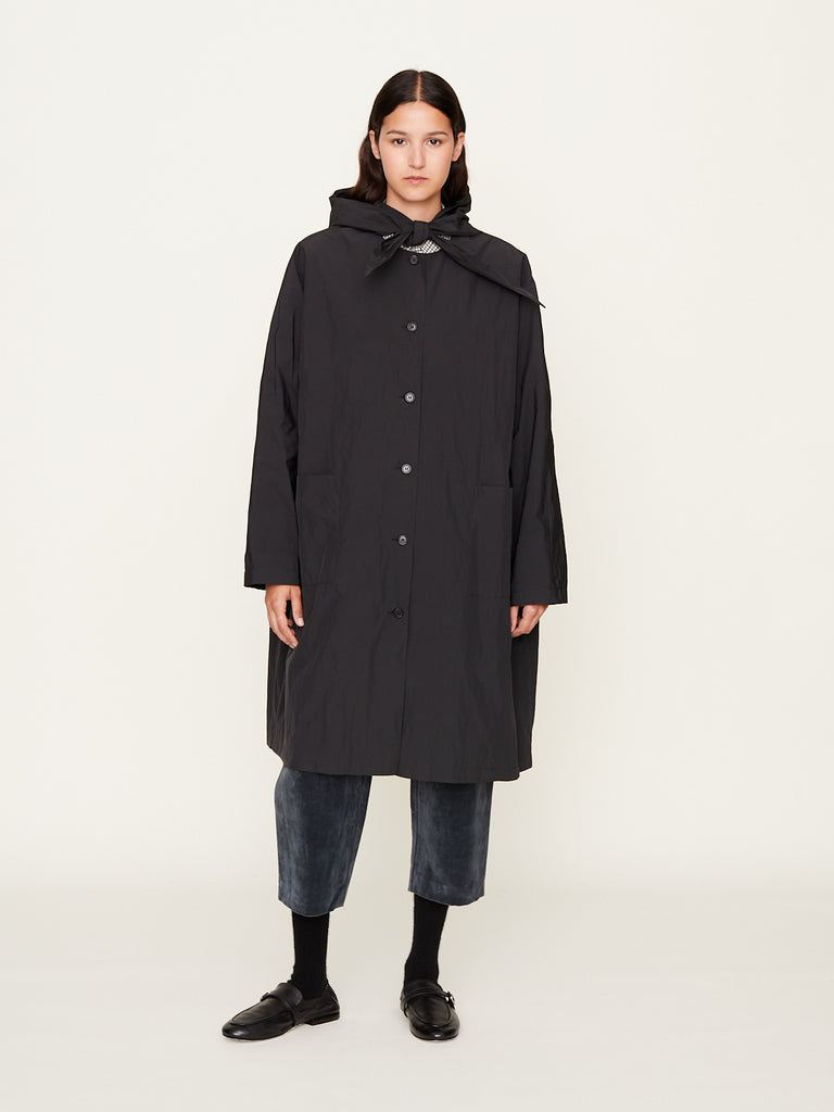 Apuntob - Nylon Taffeta Coat in Black