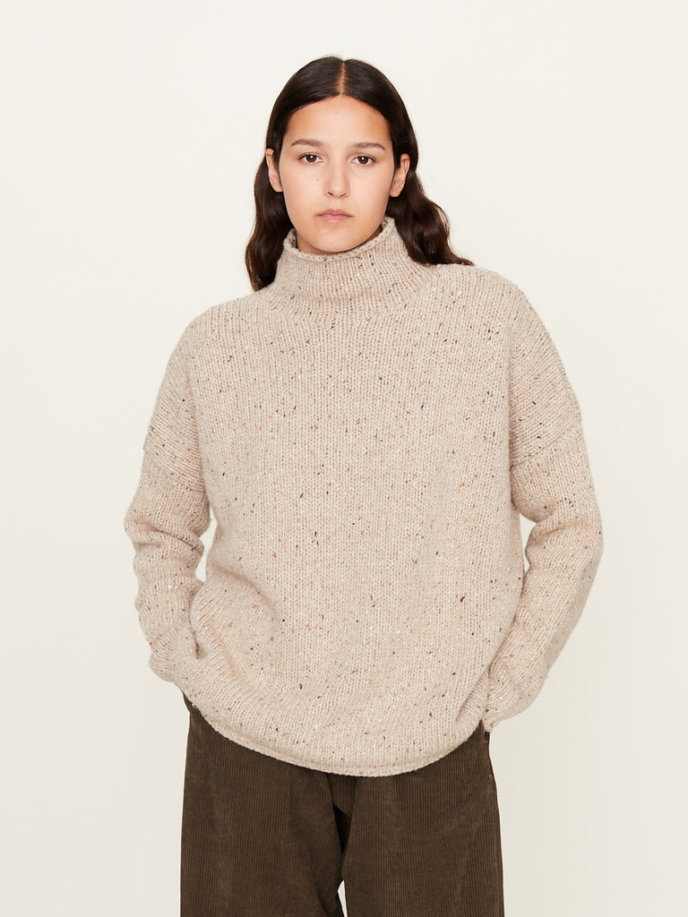 Apuntob - Tweed Cashmere Sweater in Natural