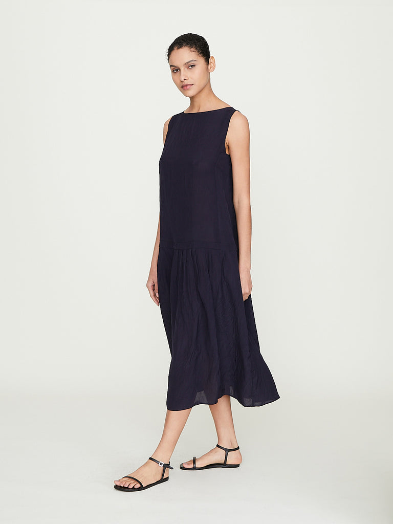 Apuntob Crinkle Viscose Dress in Night