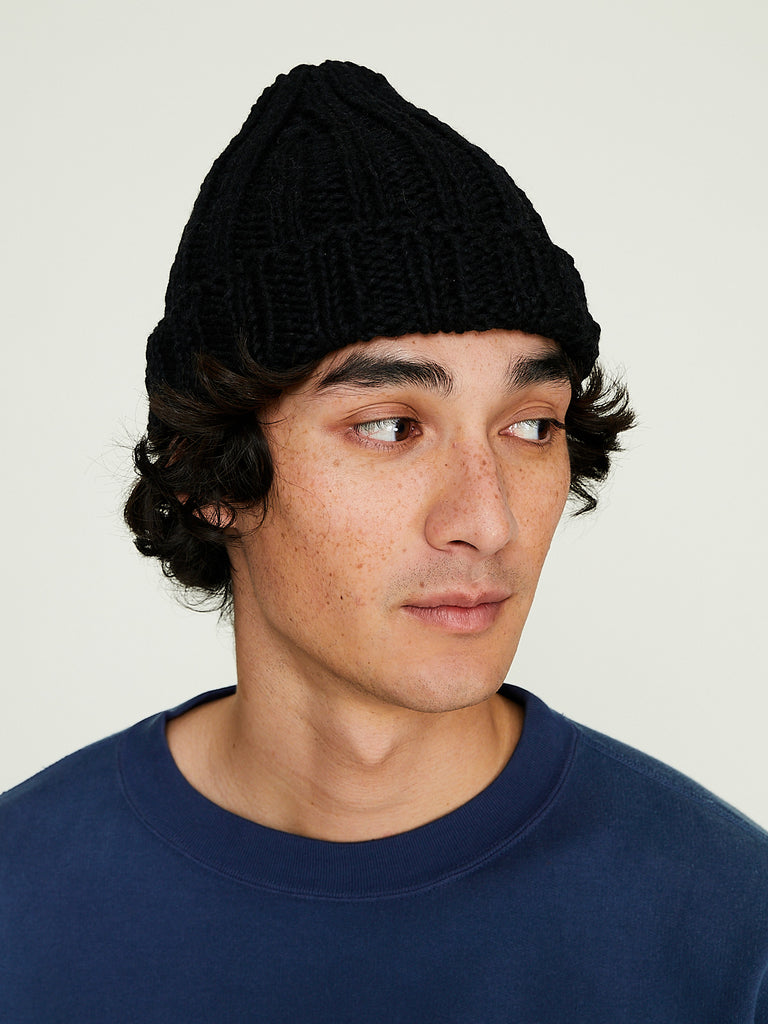 Auralee - Wool Cashmere Felted Hand Knit Cap in Black