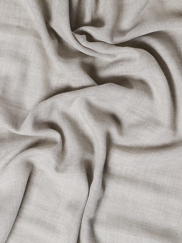 Arts & Science - Fringe Shawl M in Light Gray