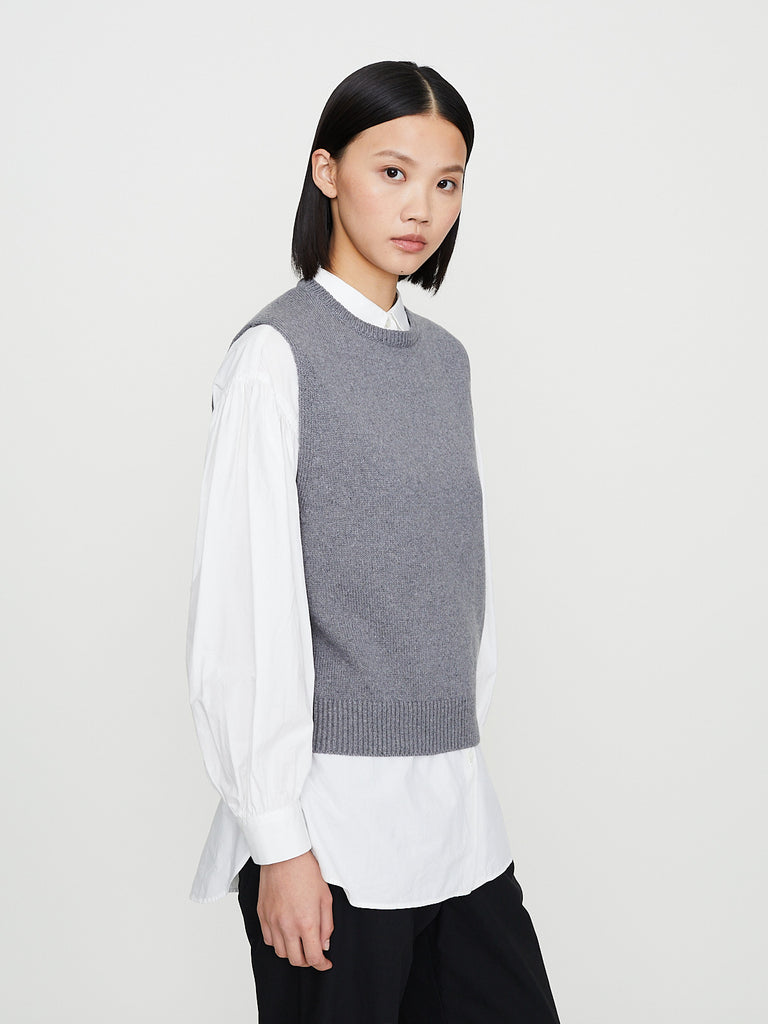 Arts & Science - Over Vest 2 in Gray