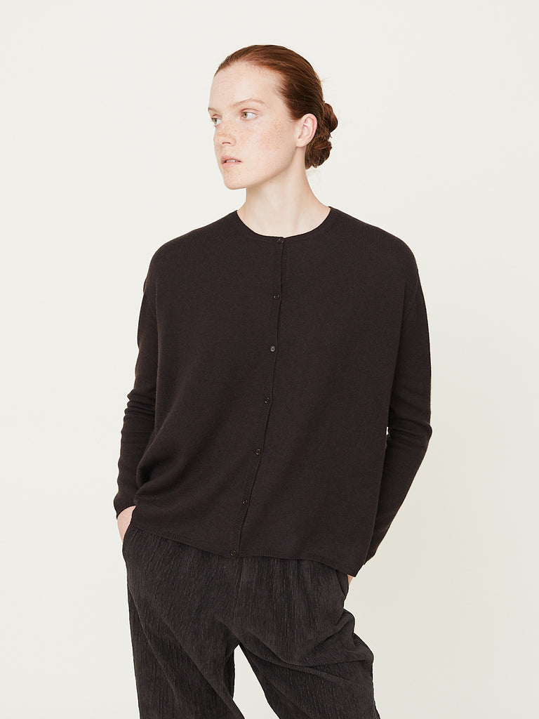 Apuntob Cashmere Cardigan in Chocolate