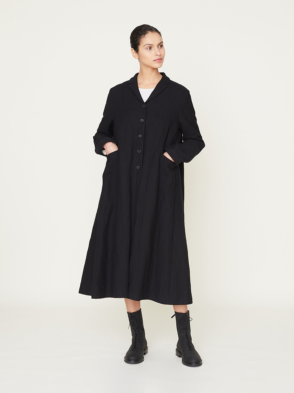 Apuntob - Heavy Plain Coat in Black – Mouki Mou