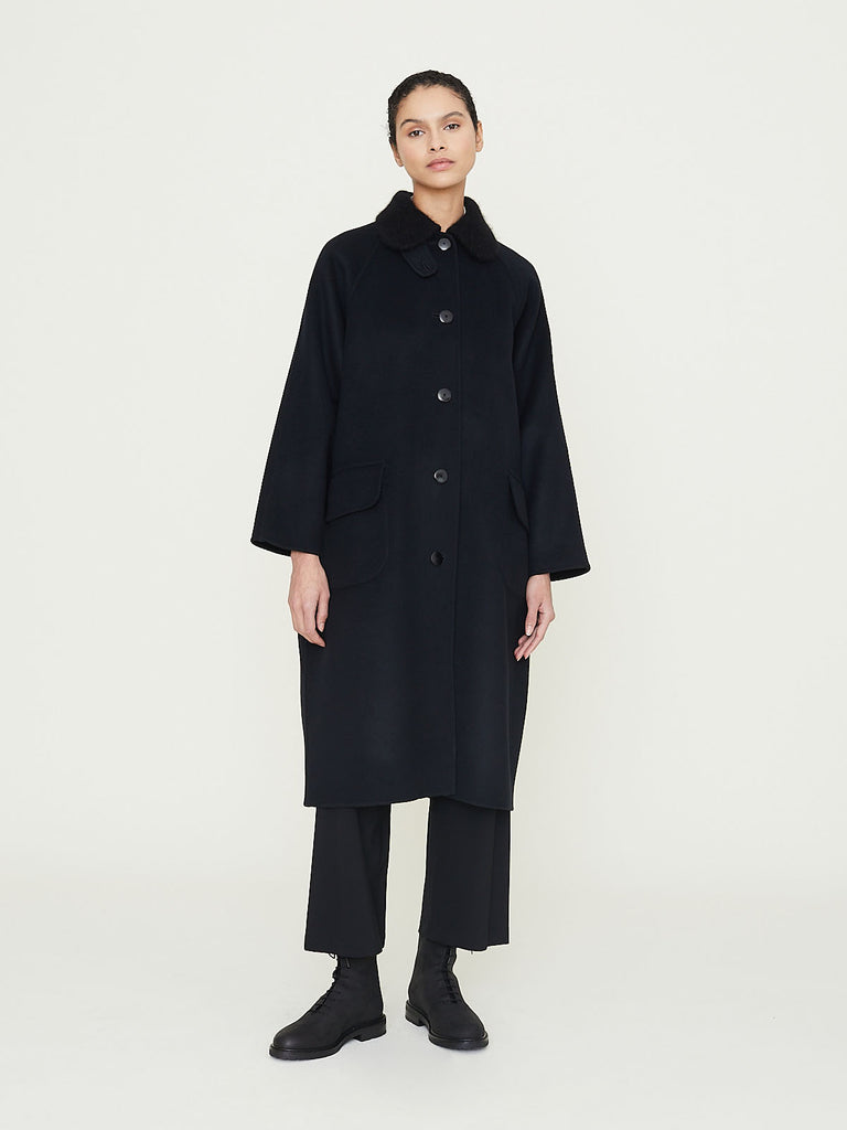 Arts & Science Attached Collar Coat in Black