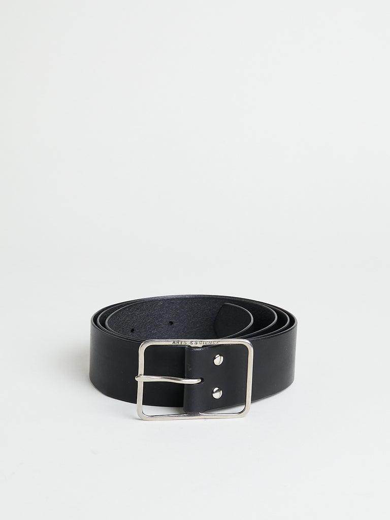 Arts & Science Thin Buckle Belt M in Black