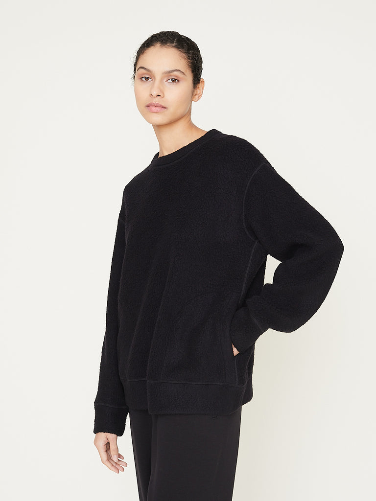 Arts & Science Bulky Sweatshirt in Black