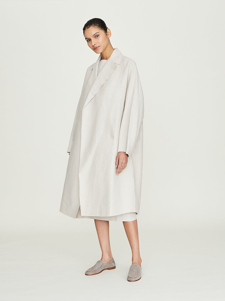 Boboutic Smooth Sheet Double Breasted Duster Coat in Pearl