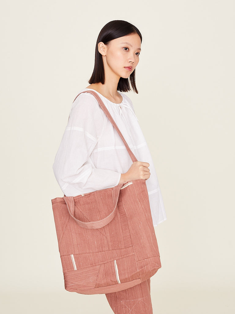dosa - Patched Luna Bag in Earth