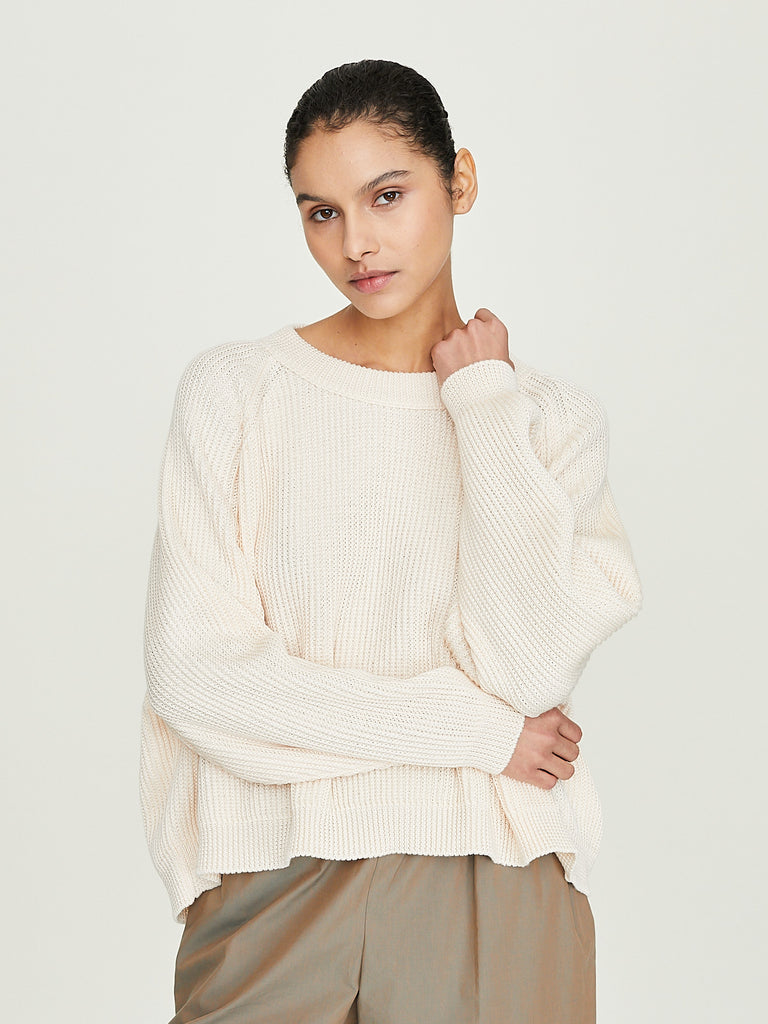 Dusan Deep Reglan Easy Sweater in Ivory