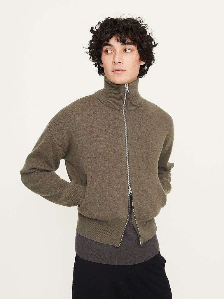 Extreme Cashmere No. 385 Xtra Cute in Army