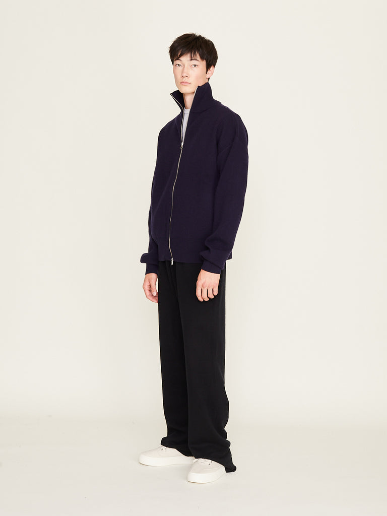 Extreme Cashmere - No. 319 Xtra Out in Navy