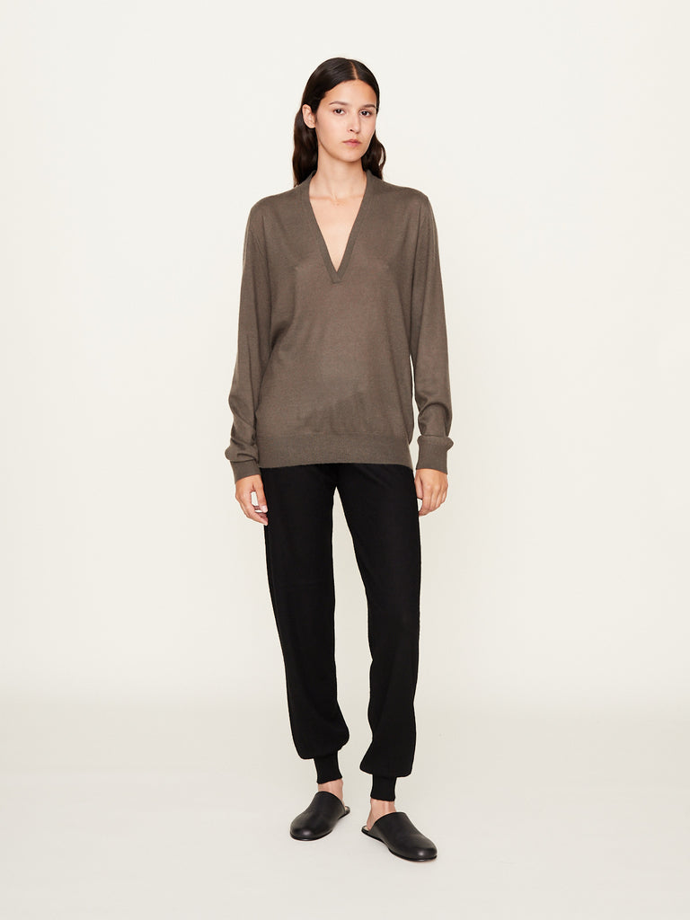 Frenckenberger - V-Neck Sweater in Cacao