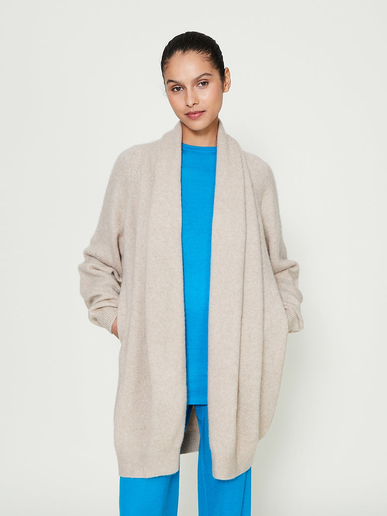 Frenckenberger - Medium Cardigan in Beige