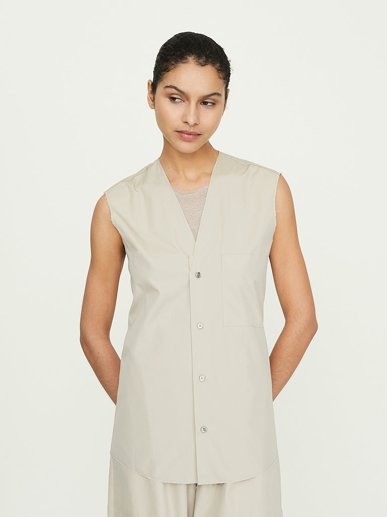 Gabriela Coll Garments No. 74 Poplin Sleeveless Shirt in Beige