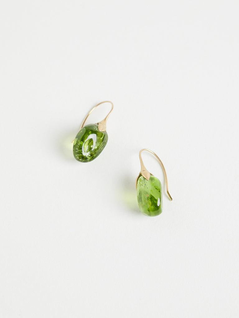 Gabriella Kiss - 28.7ct Tumbled Peridot Eggplant Earrings on 18k Yellow Gold