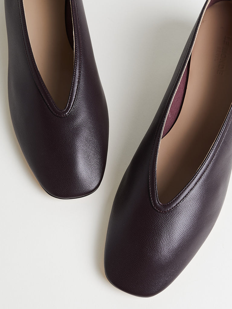 Le Monde Béryl - Luna Pump in Plum Leather