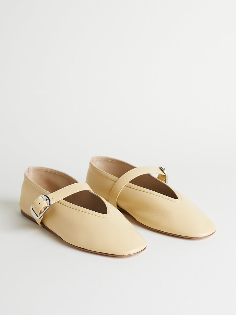 Le Monde Béryl Stella Slipper in Custard Leather