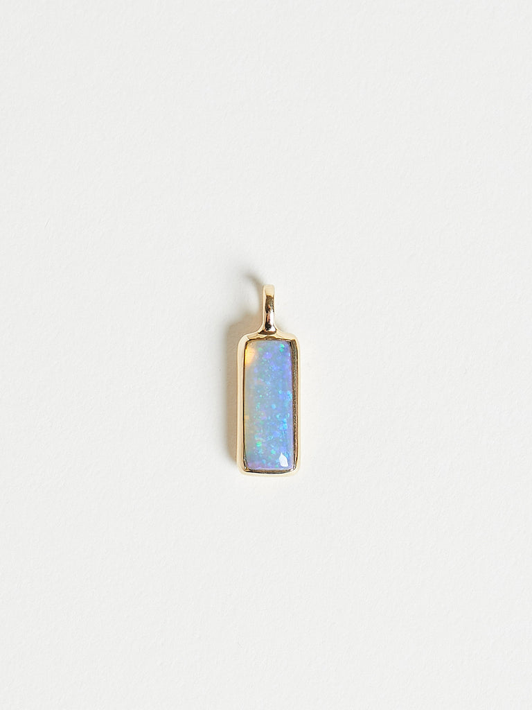 Myrto - Cabochon Pendant with 3.25ct Ethiopian Opal on 18k Yellow Gold
