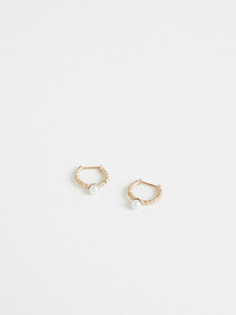 Noguchi Bijoux 3090 Earrings in 14k Yellow Gold with Akoya Pearl