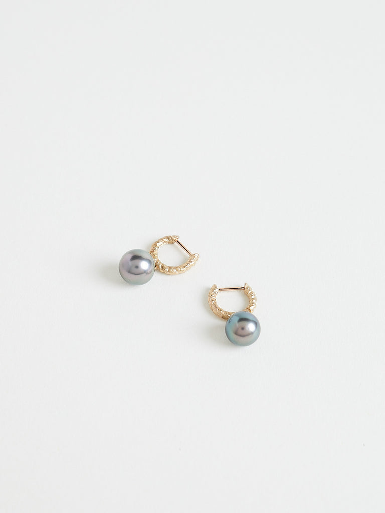 Noguchi Bijoux 3089 Earrings in 14k Yellow Gold with Tahitian Pearl