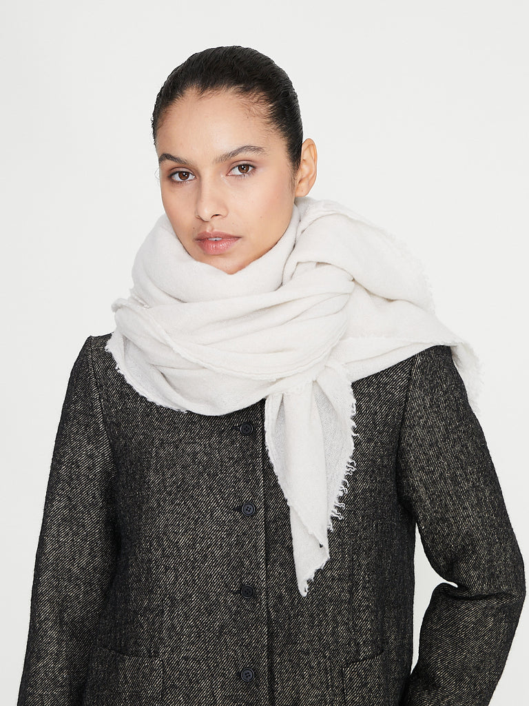 Apuntob - Big Square Cashmere Scarf in Natural