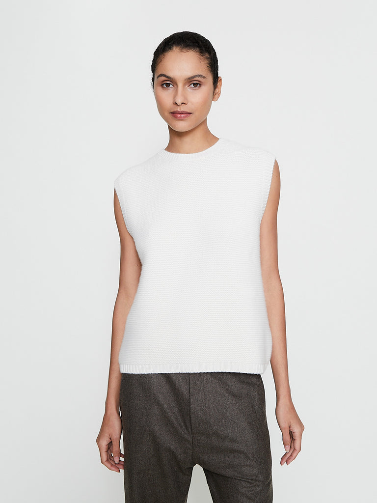 Sofie D'Hoore - Matta Links-Links Sleeveless Pullover in Ivory