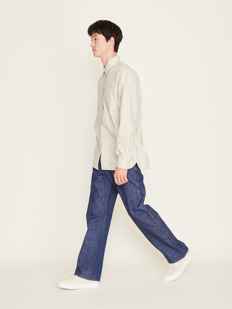 Townwear - Women's Reversible Relaxed Shirt in Cream/Blue