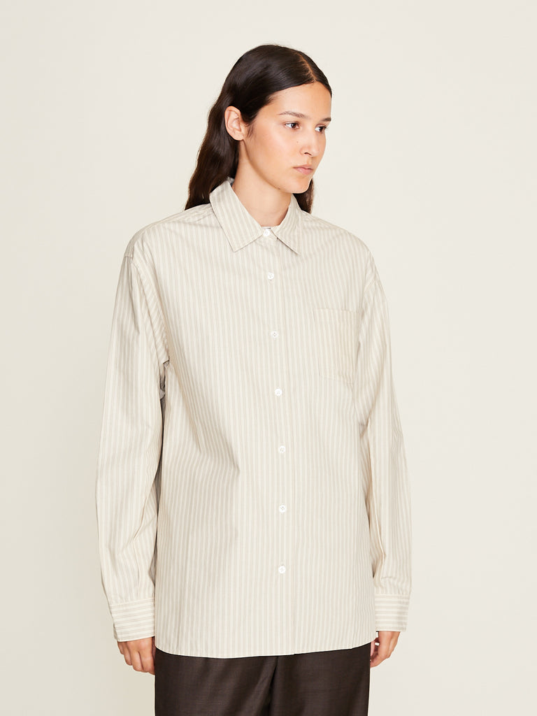 Townwear - Women's Reversible Relaxed Shirt in Cream/Blue