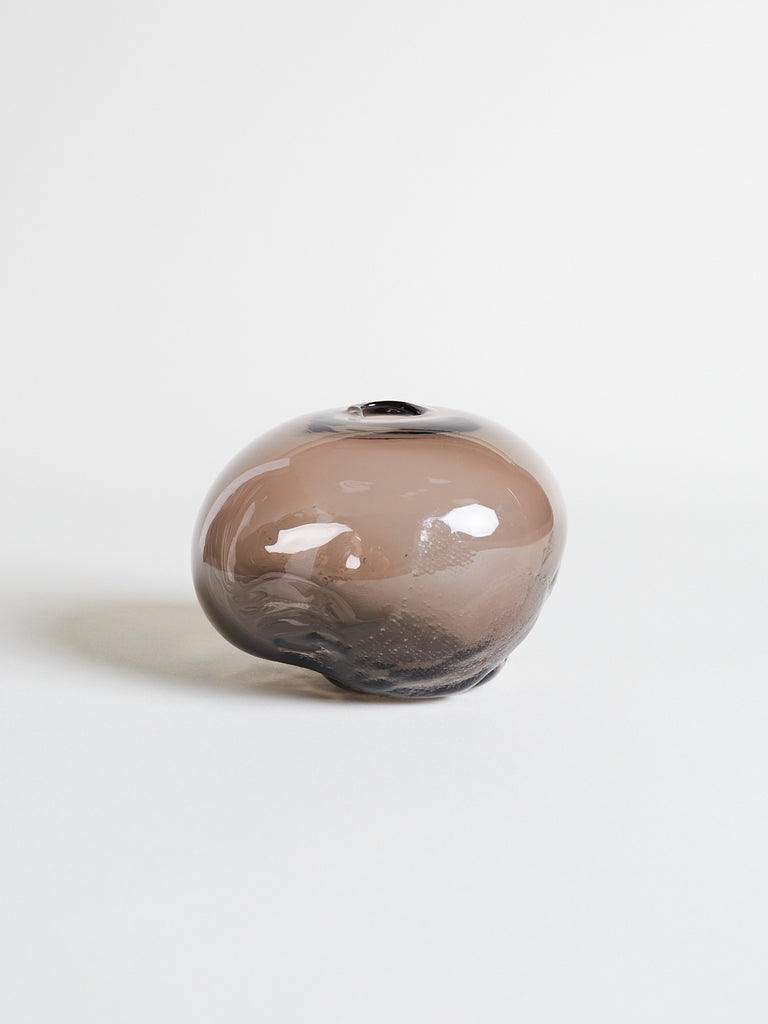 Vogel Studio - 1/2 L Custom-made Glass Object in 620