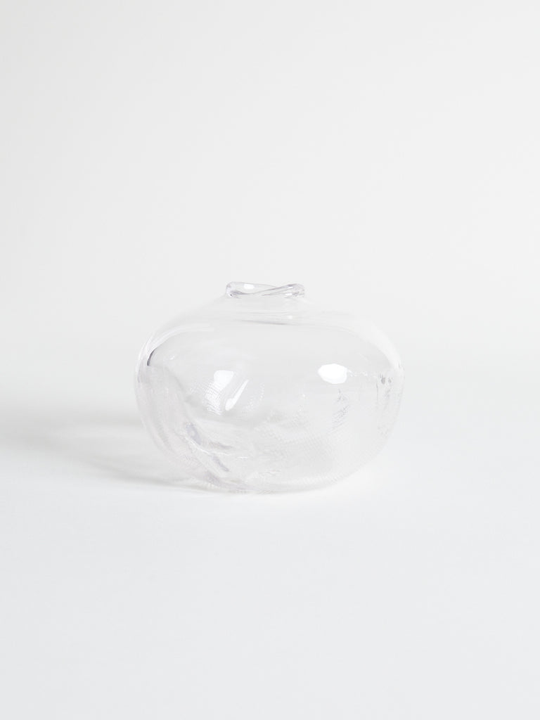 Vogel Studio - 1/2 L Custom-made Glass Object in 643