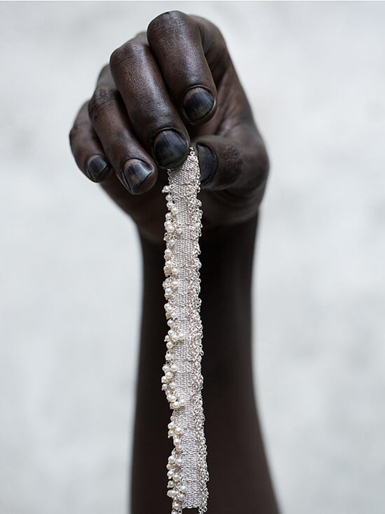 Stephanie Schneider - 019.88 SP Bracelet in 925 Sterling Silver & Silk with Akoya Pearl
