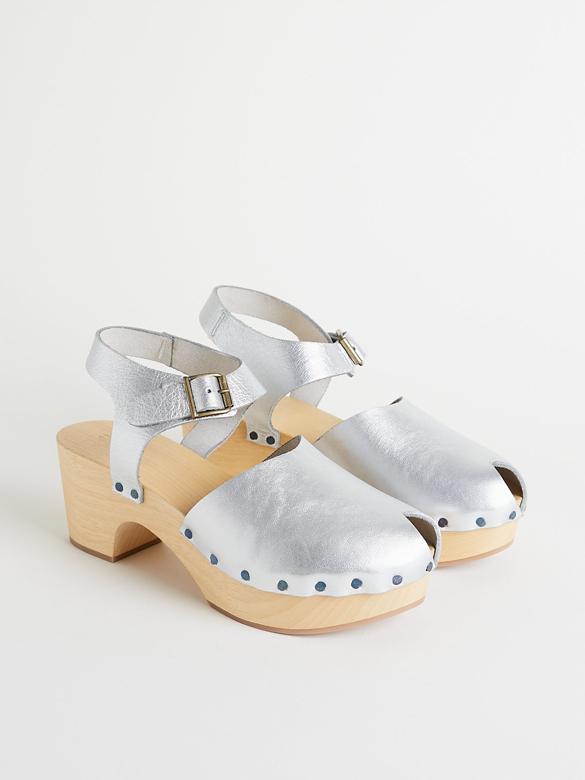 Daniela Gregis - Zoccolo Clog Alto Legno Buco in Silver – Mouki Mou