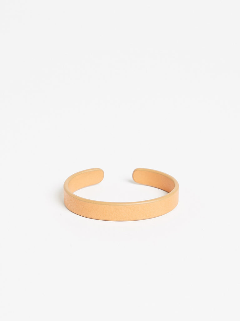 Isaac Reina Flat Coated Bracelet in Natural (10mm)